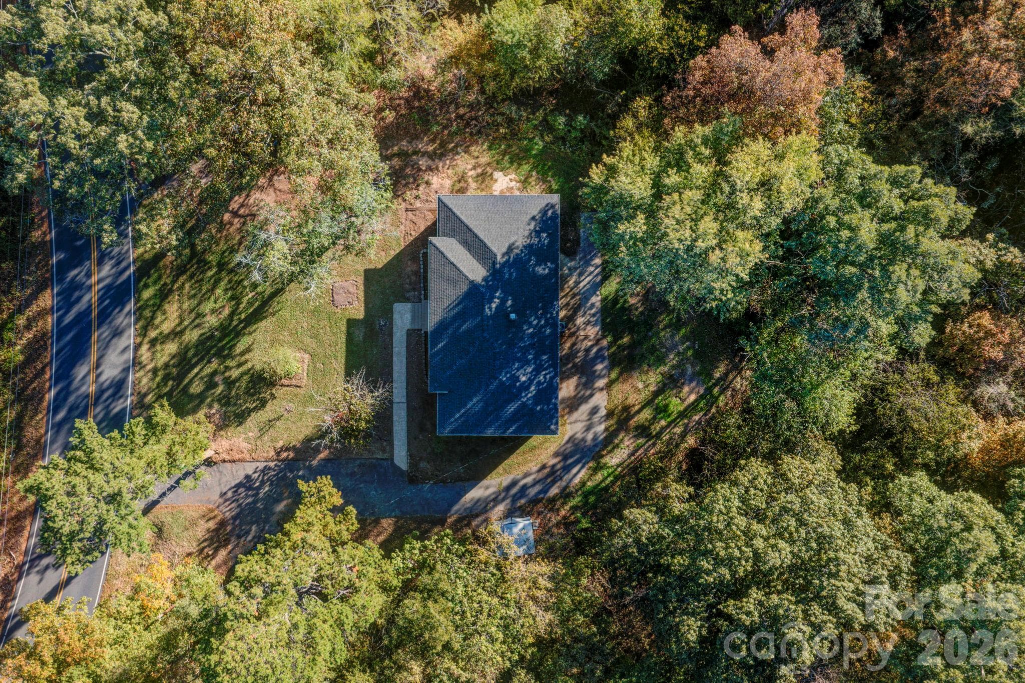 Single Family Residence at 590 Crestmont Drive SE, Concord, photo 4 of 22