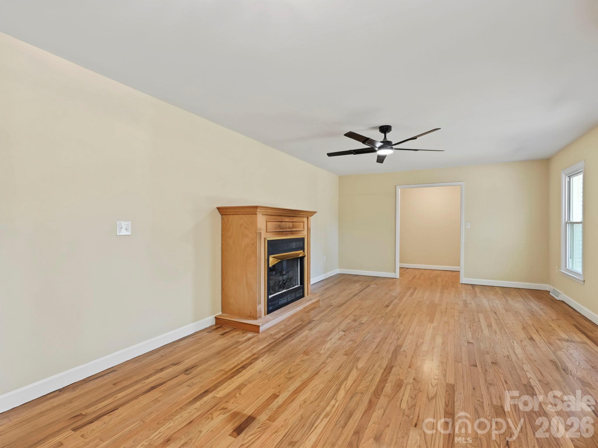 Single Family Residence at 590 Crestmont Drive SE, Concord, photo 7 of 22