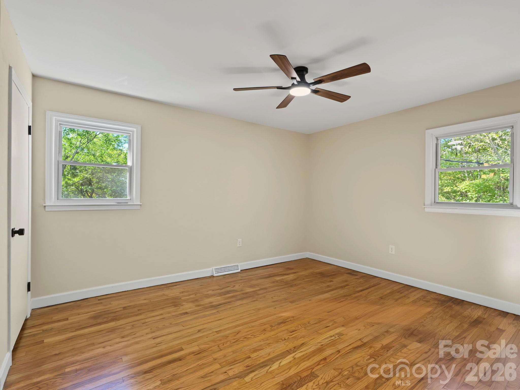 Single Family Residence at 590 Crestmont Drive SE, Concord, photo 17 of 22