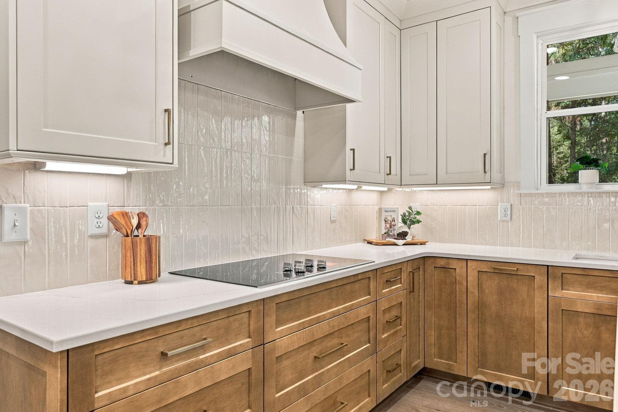 Cooktop - 9140 Smith Road, Kannapolis