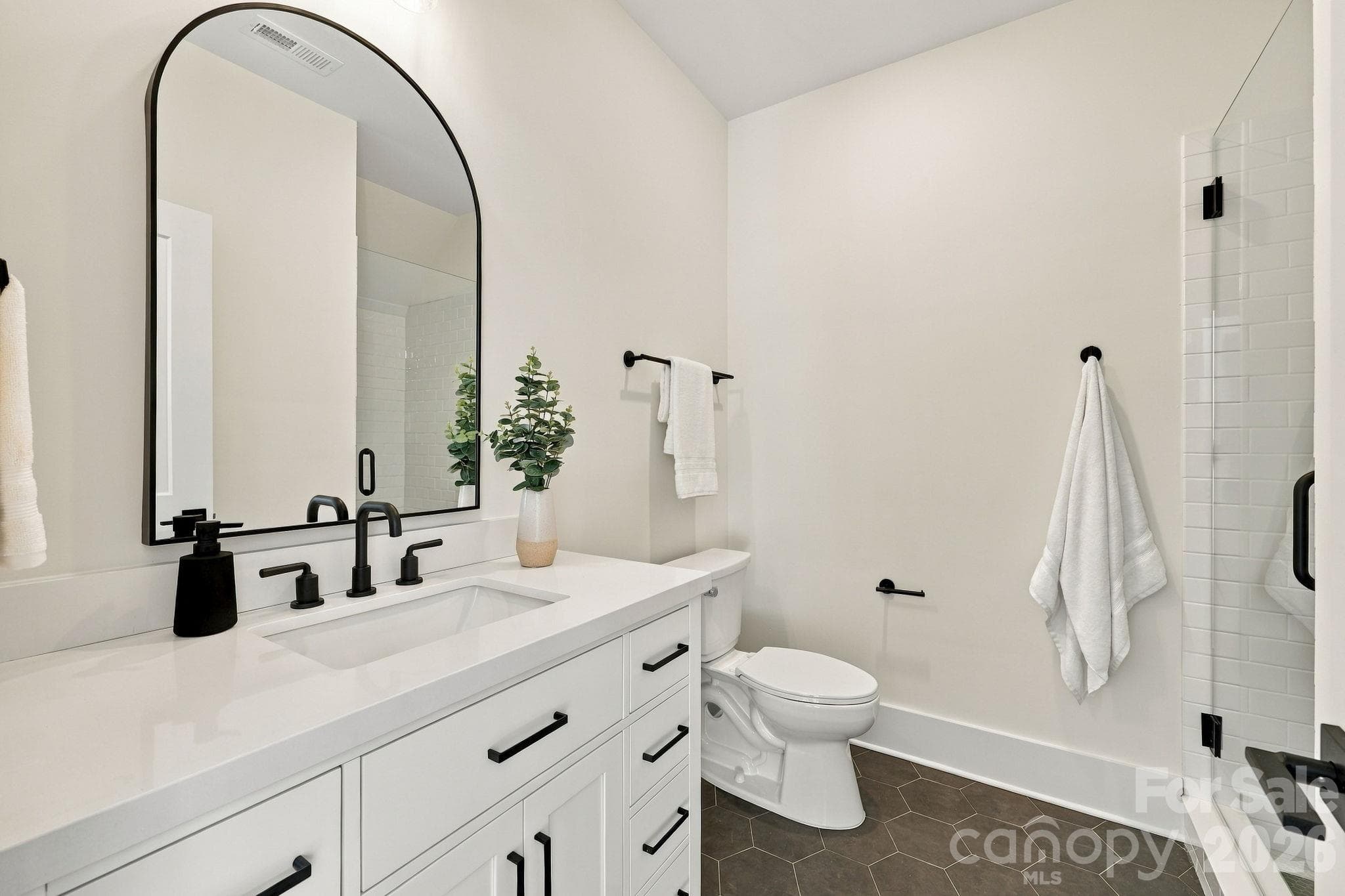 Bedroom 2 Bath - 9140 Smith Road, Kannapolis