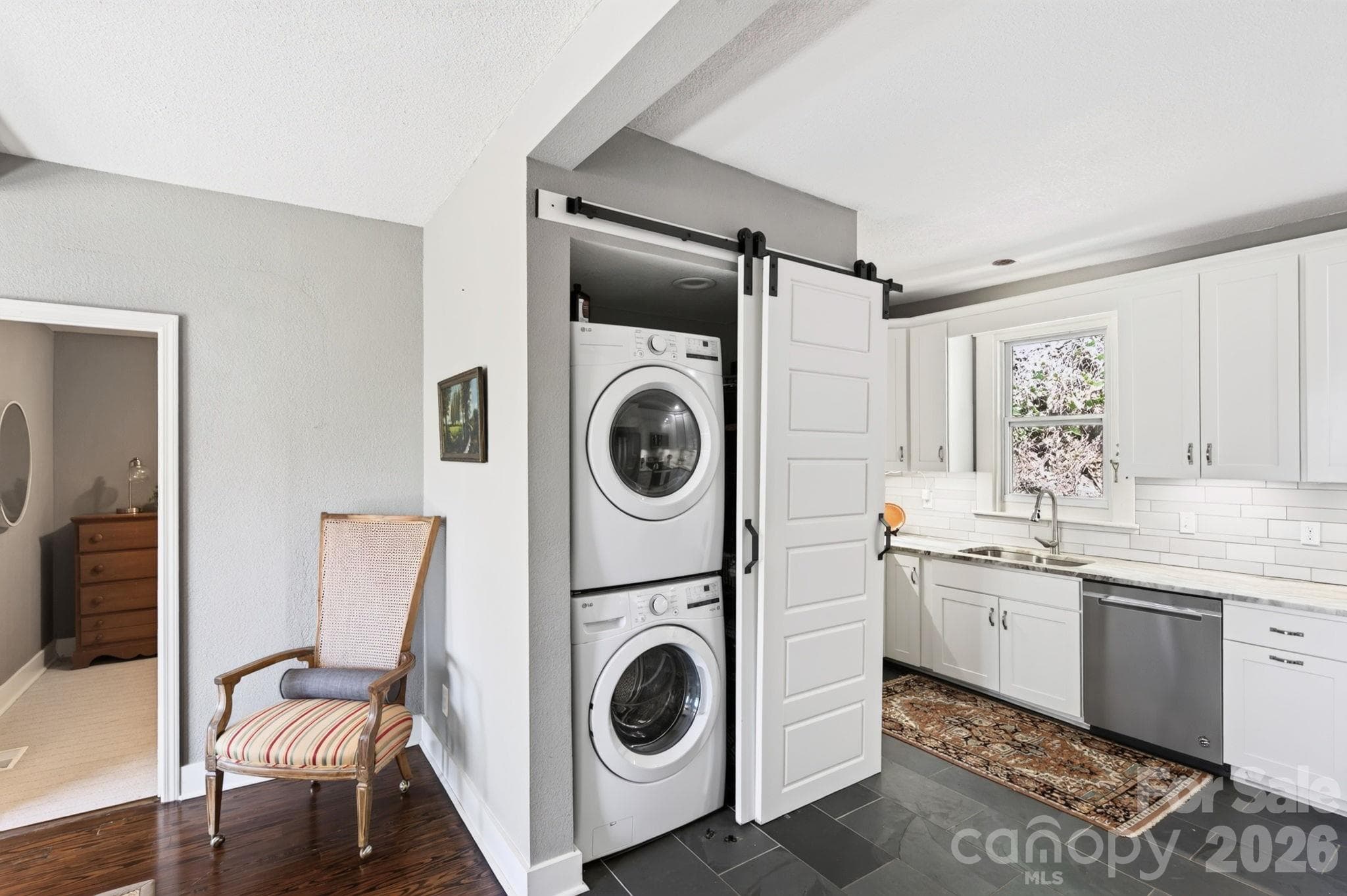 Laundry - 2 Skyview Place, Asheville