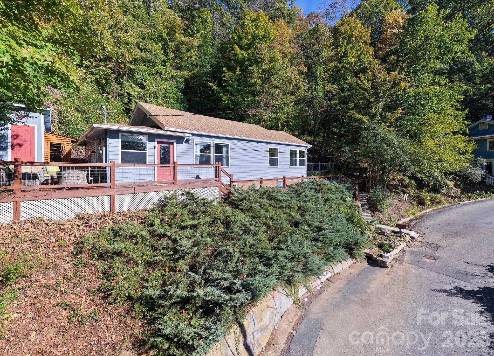 Single Family Residence at 2 Skyview Place, Asheville, photo 36 of 40