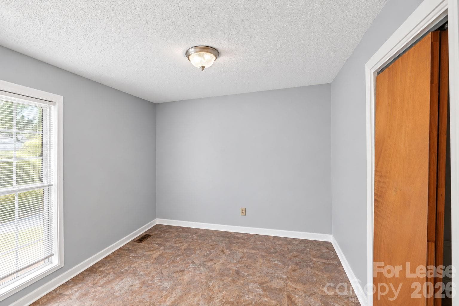Single Family Residence at 133 Proctor Street, Gastonia, photo 8 of 20
