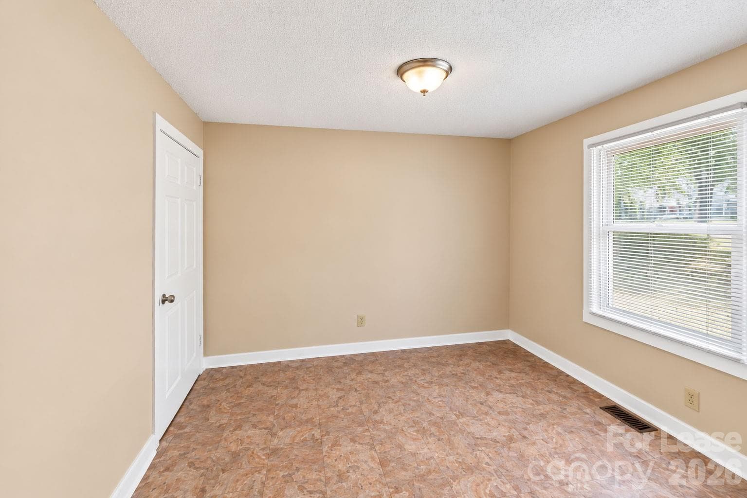 Single Family Residence at 133 Proctor Street, Gastonia, photo 17 of 20