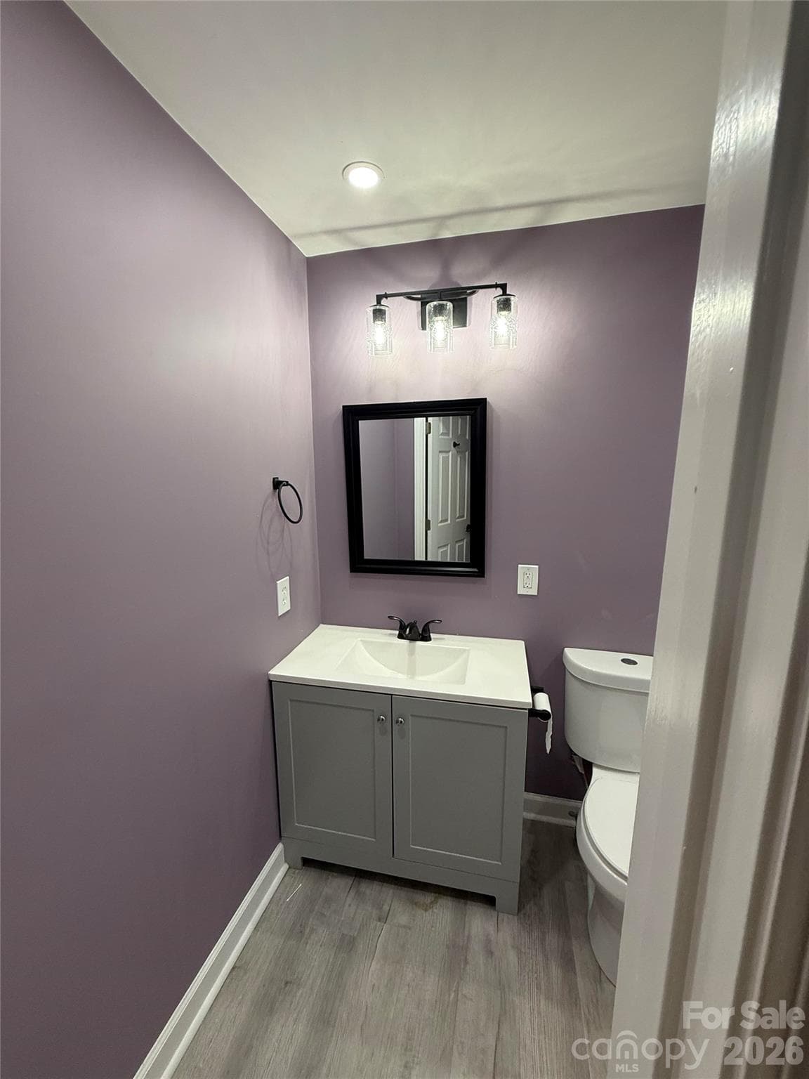 Single Family Residence at 214 E Springs Street, Lancaster, photo 7 of 14