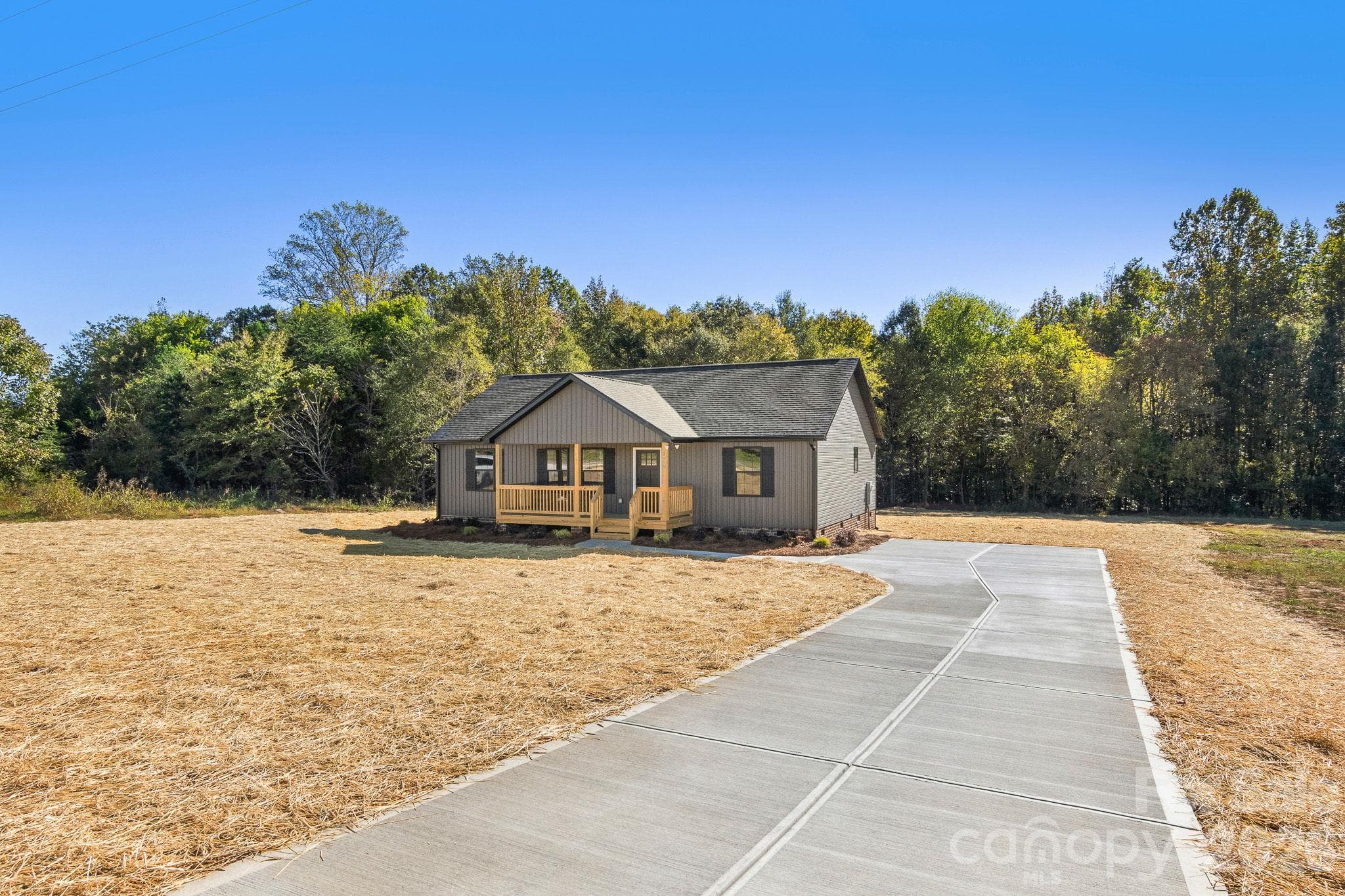 Single Family Residence at 179 Springlake Road, York, photo 3 of 30