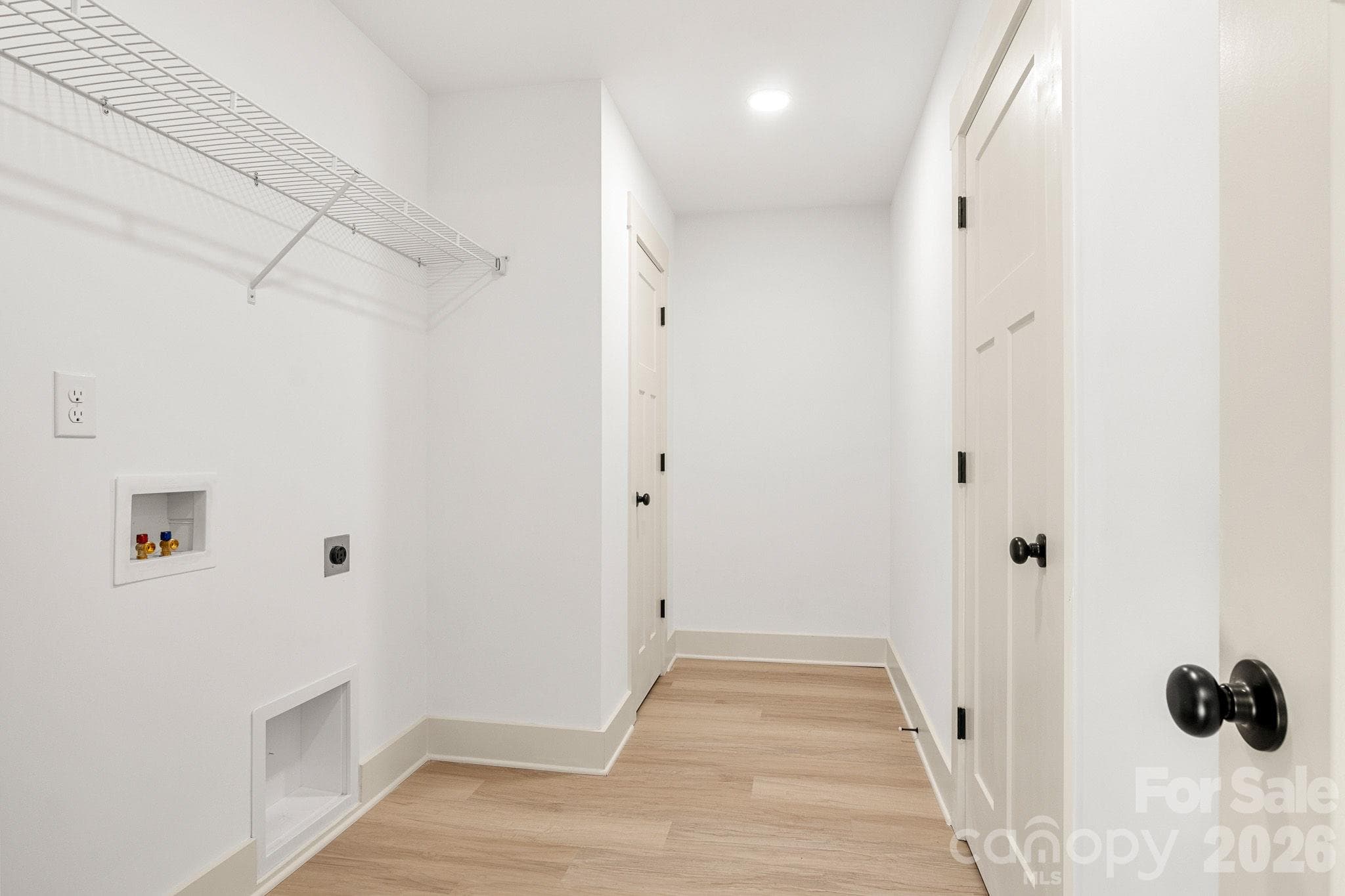 Laundry Room - 179 Springlake Road, York