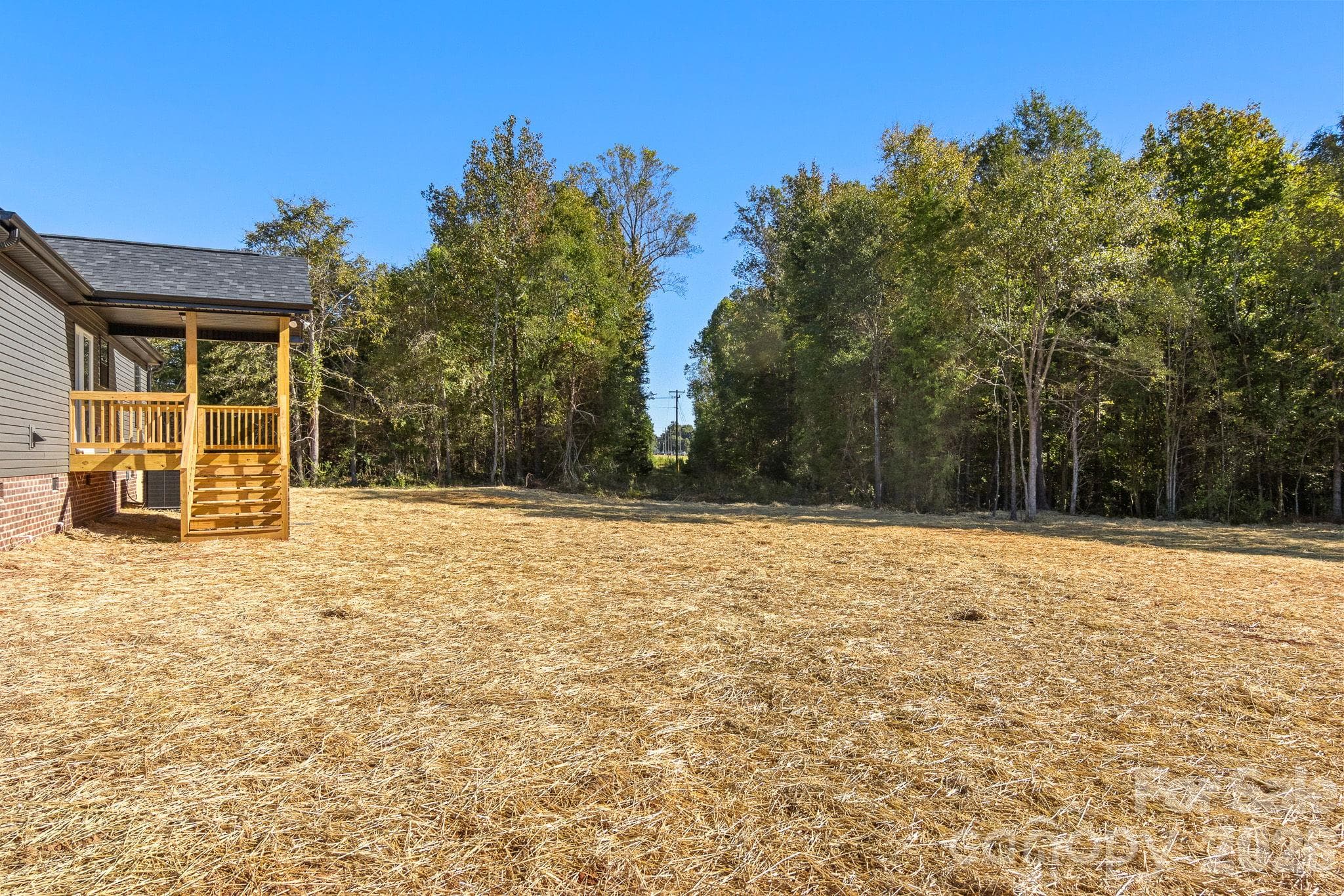 Private Back Yard - 179 Springlake Road, York