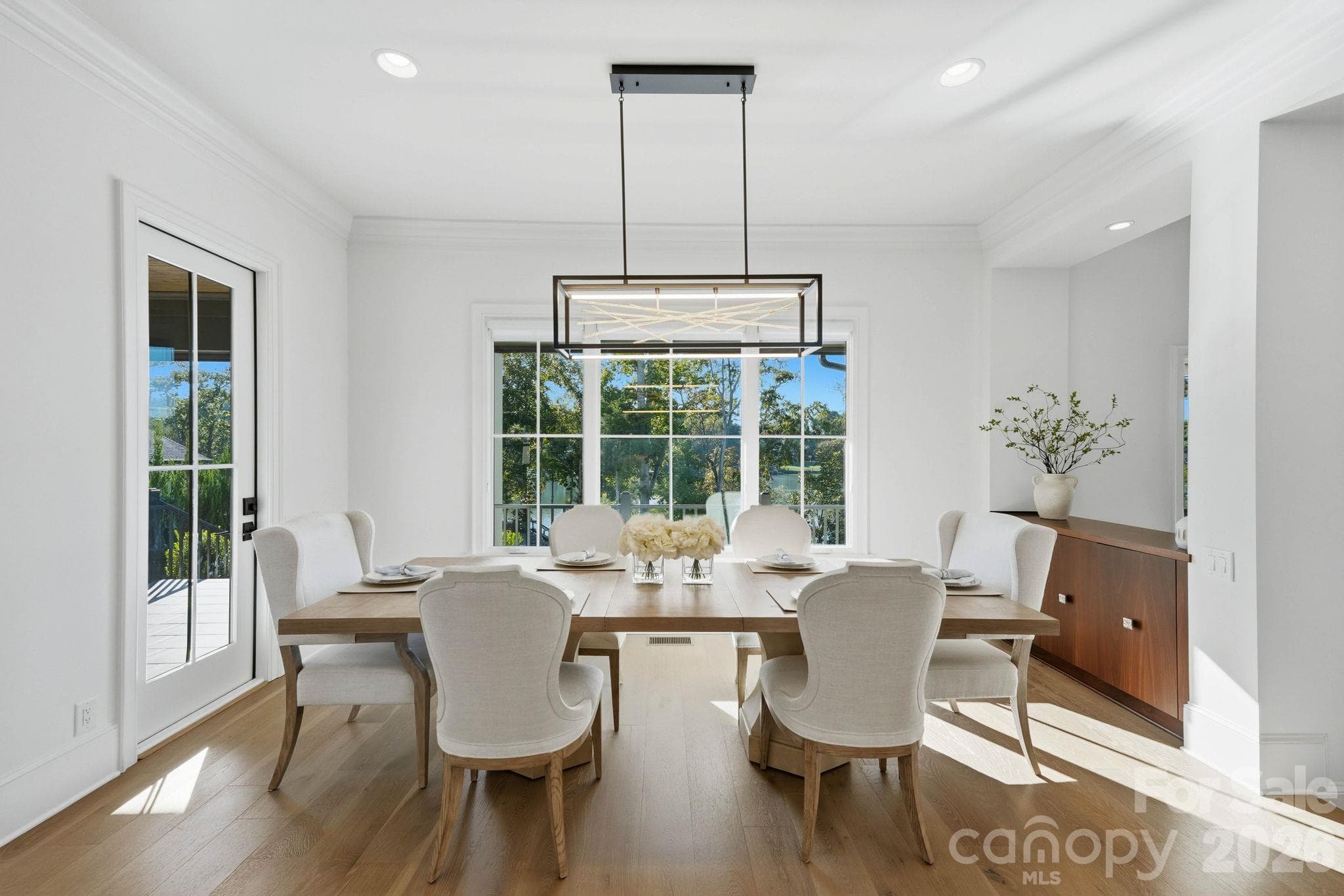 Dining area - 1016 Timberlake Point, Belmont