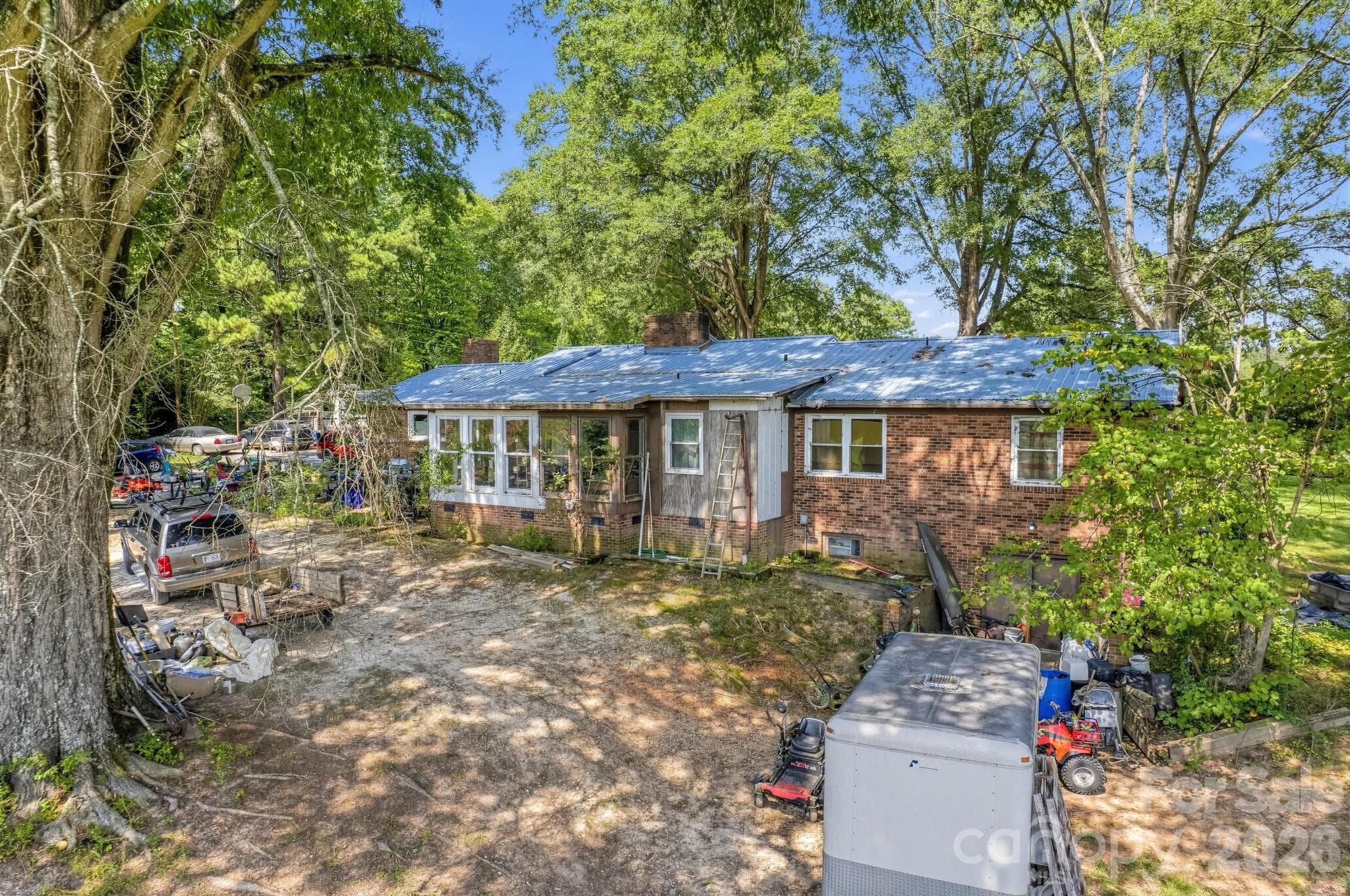 Single Family Residence at 2661 NC 24/27 Highway W, Mount Gilead, photo 3 of 44