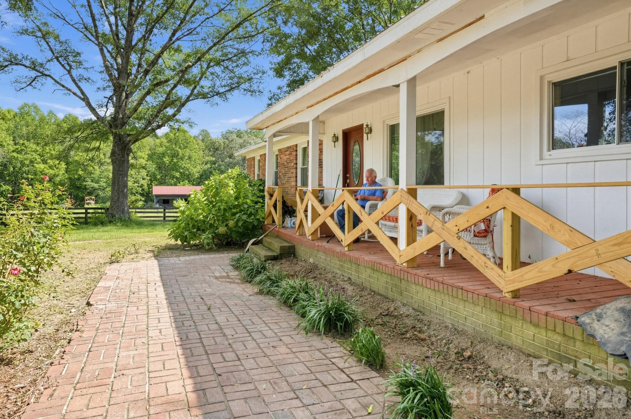 Single Family Residence at 2661 NC 24/27 Highway W, Mount Gilead, photo 7 of 44