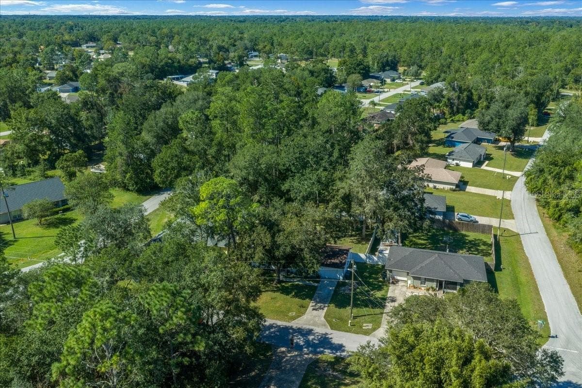 Single Family Residence at 48 REDWOOD TRACK RUN, OCALA, photo 9 of 57