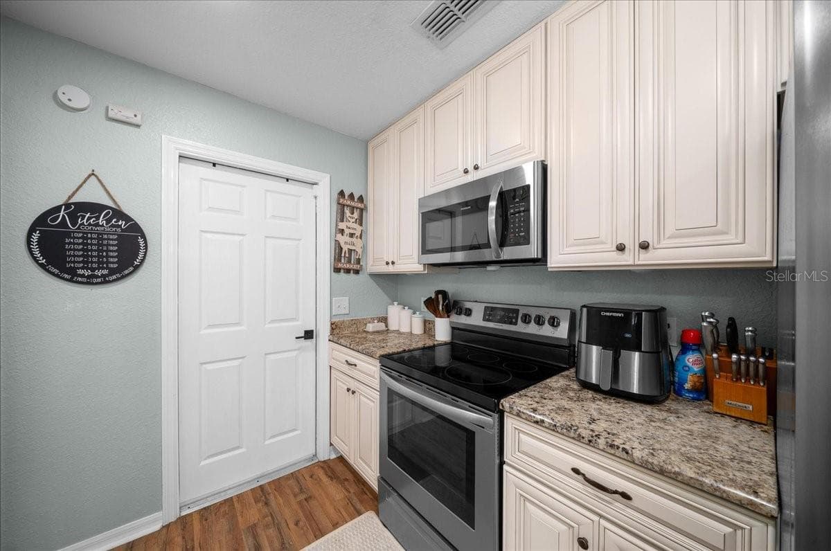 Single Family Residence at 48 REDWOOD TRACK RUN, OCALA, photo 46 of 57