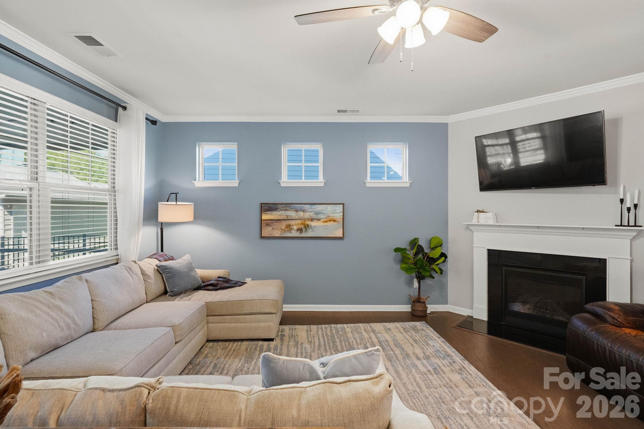 Single Family Residence at 15415 Davidson East Drive, Davidson, photo 9 of 41