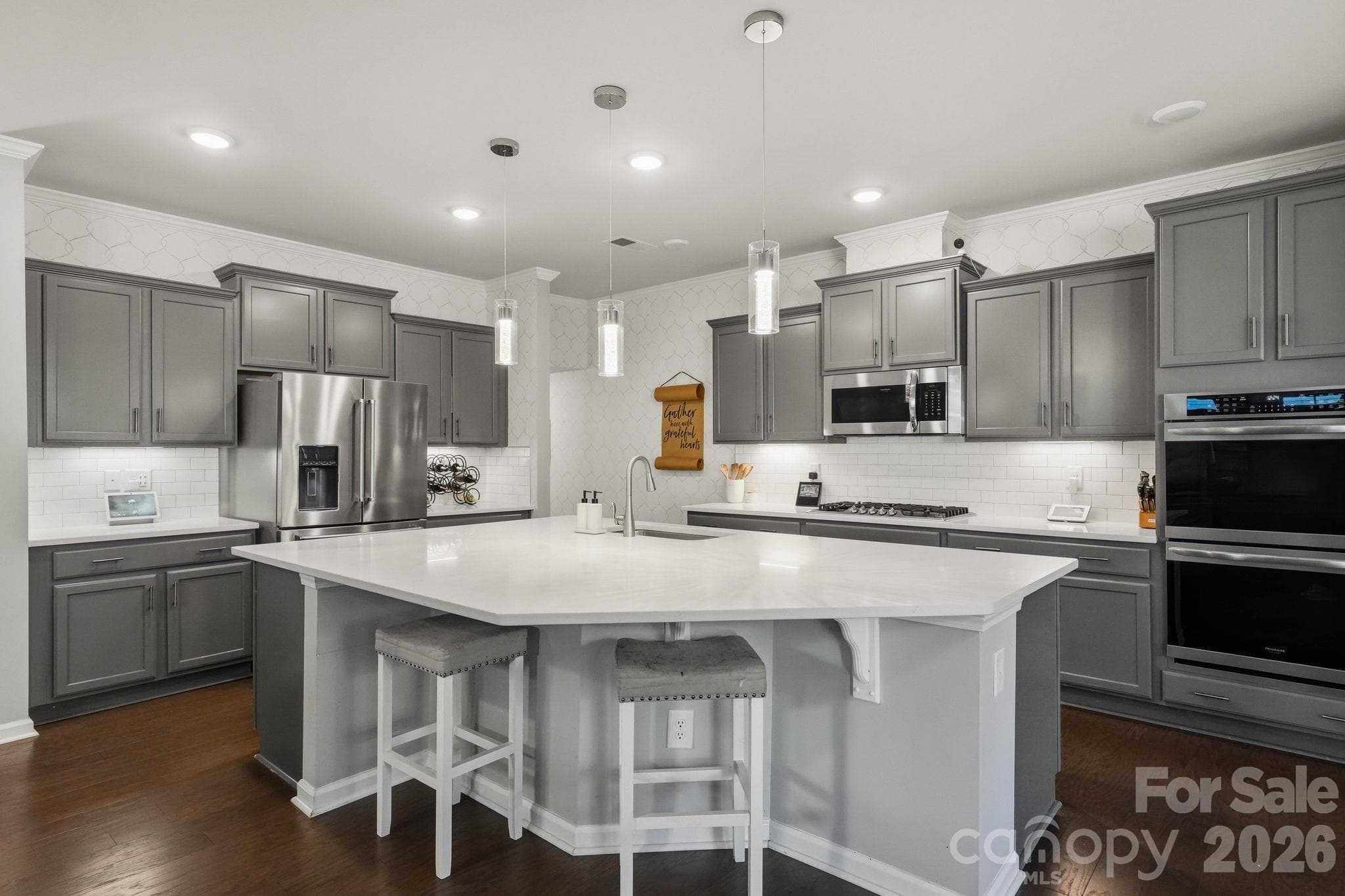 Single Family Residence at 15415 Davidson East Drive, Davidson, photo 16 of 41