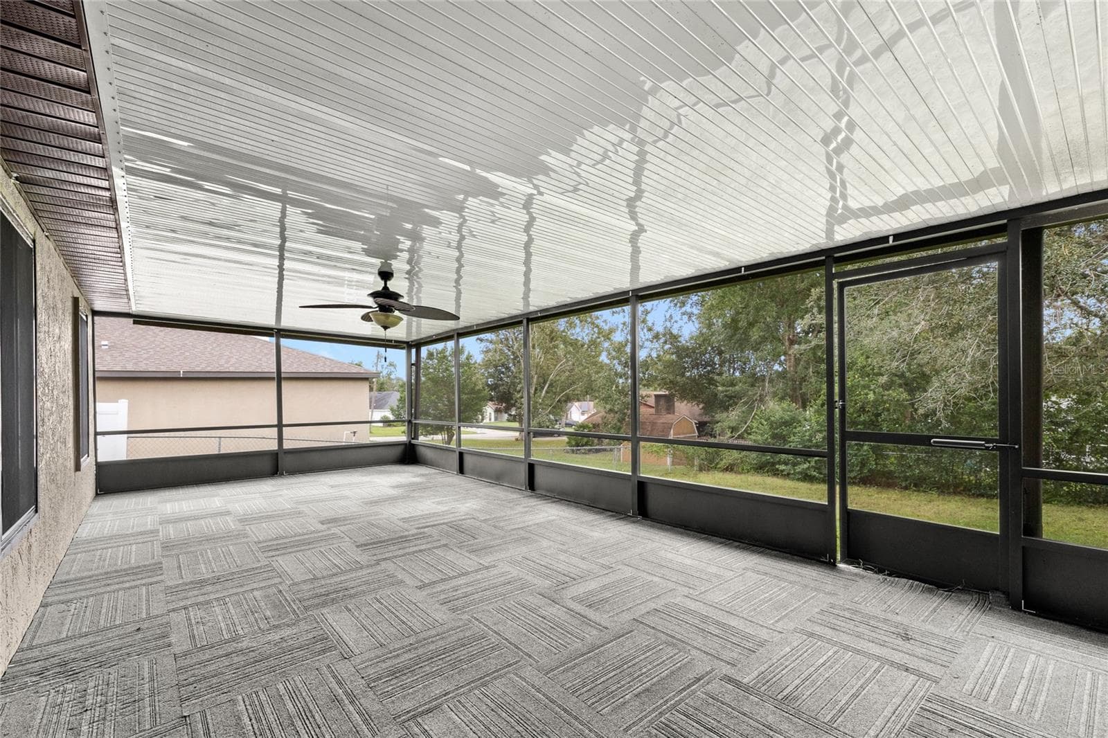 Screened-in Lanai - 1273 GLADSTONE DR, DELTONA