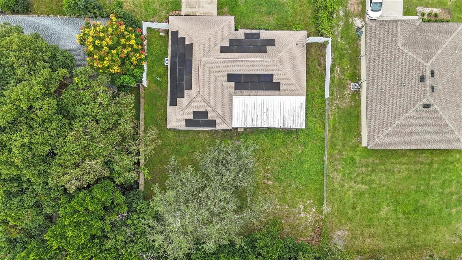 .49 acre yard - 1273 GLADSTONE DR, DELTONA