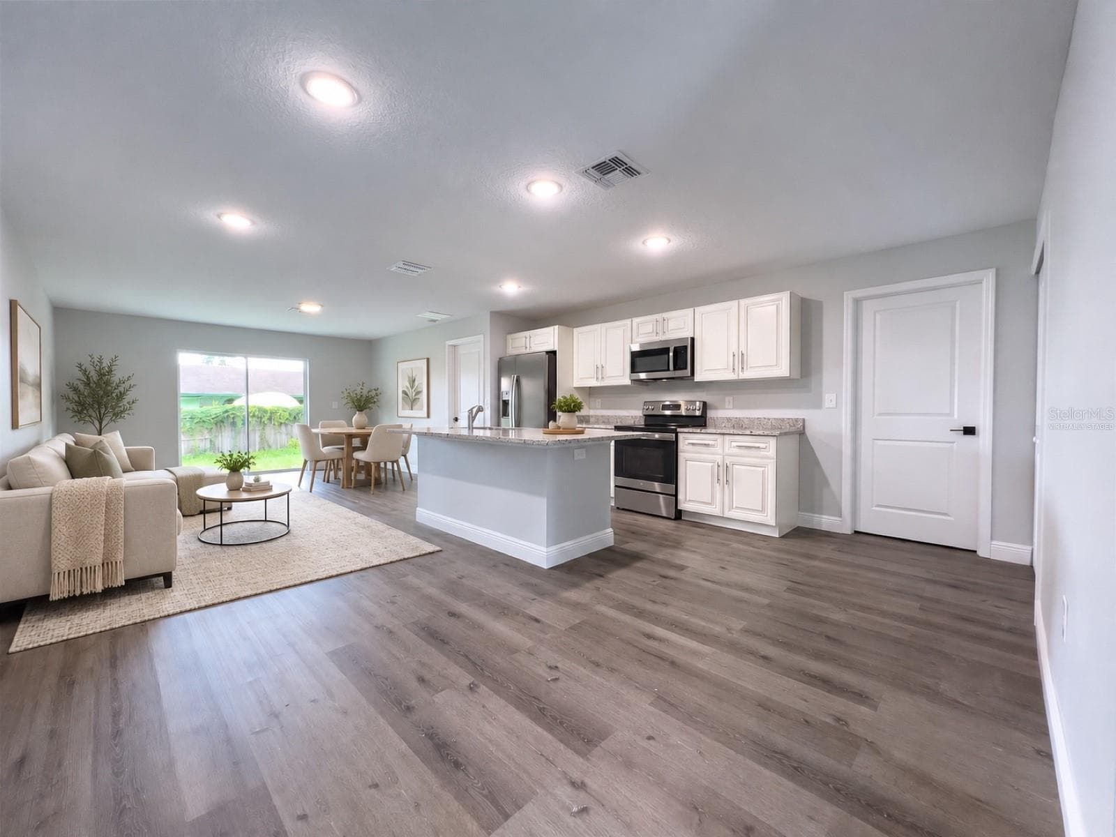 Virtually staged - 1850 CALLE ALTO VIS, DELAND