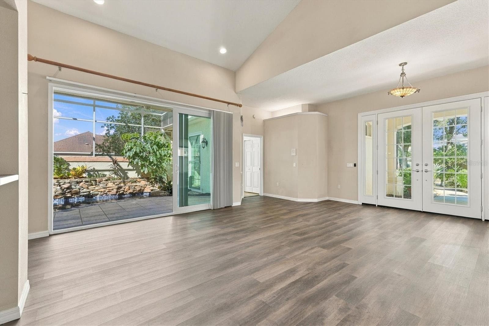 Single Family Residence at 4716 4TH AVE E, BRADENTON, photo 6 of 45