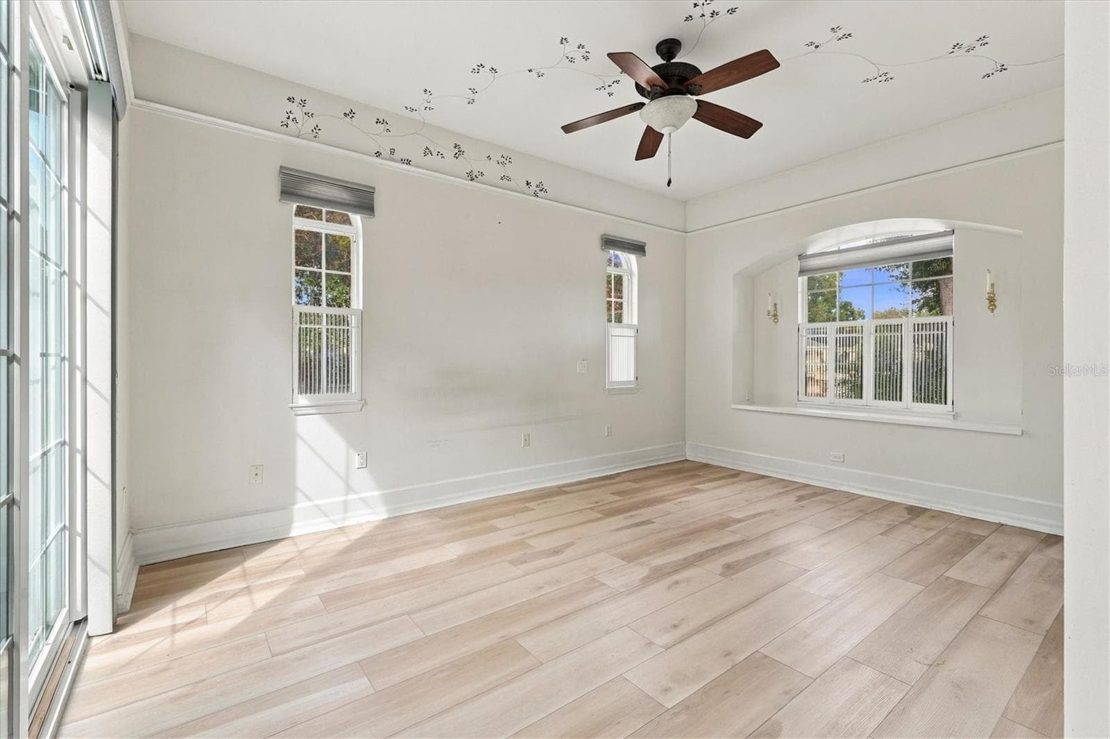 Single Family Residence at 4716 4TH AVE E, BRADENTON, photo 20 of 45