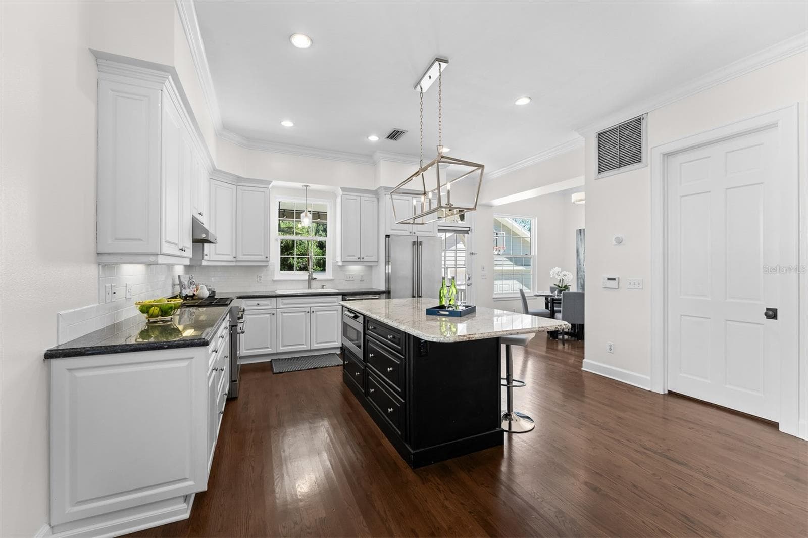 Single Family Residence at 1629 DORMONT LN, ORLANDO, photo 11 of 56