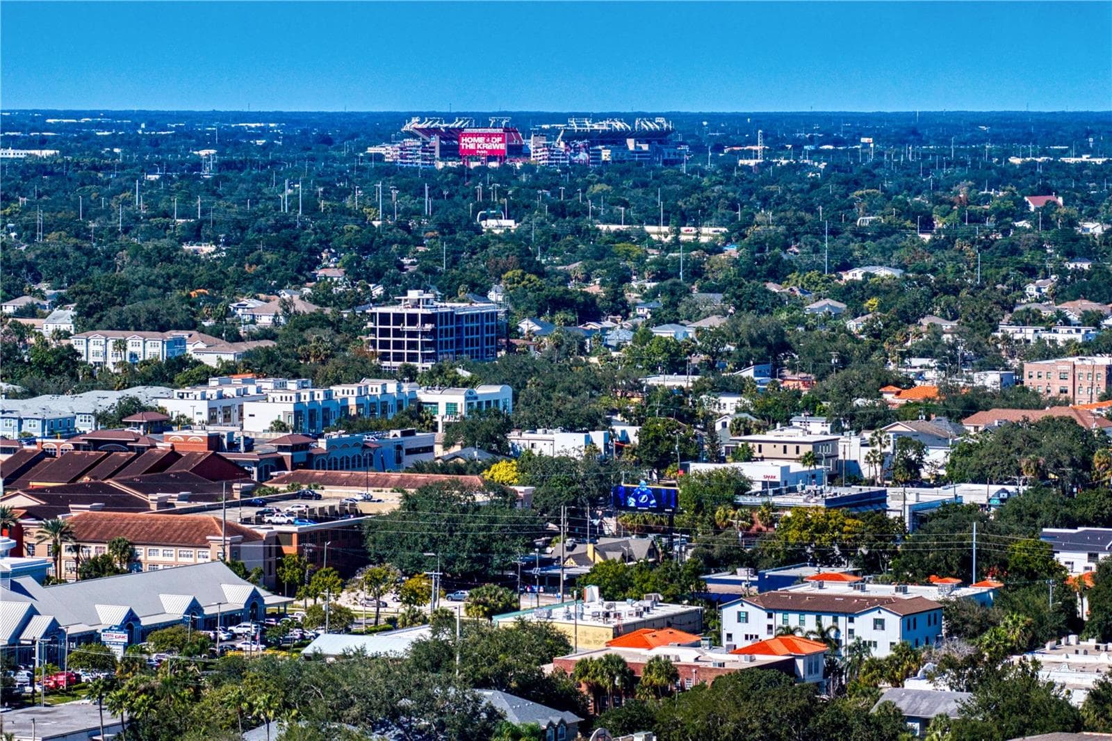 Hyde Park is by far the best location, 15 mins to the Bucs and New Rays Stadium - 913 S BRUCE ST, TAMPA