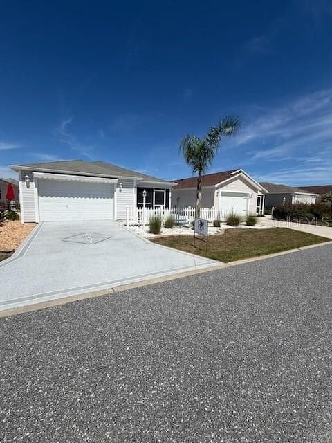 Single Family Residence at 2497 CEDAR KEY LN, THE VILLAGES, photo 2 of 16