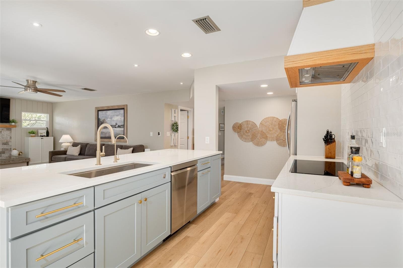 Single Family Residence at 1496 TREETOP DR, PALM HARBOR, photo 16 of 46