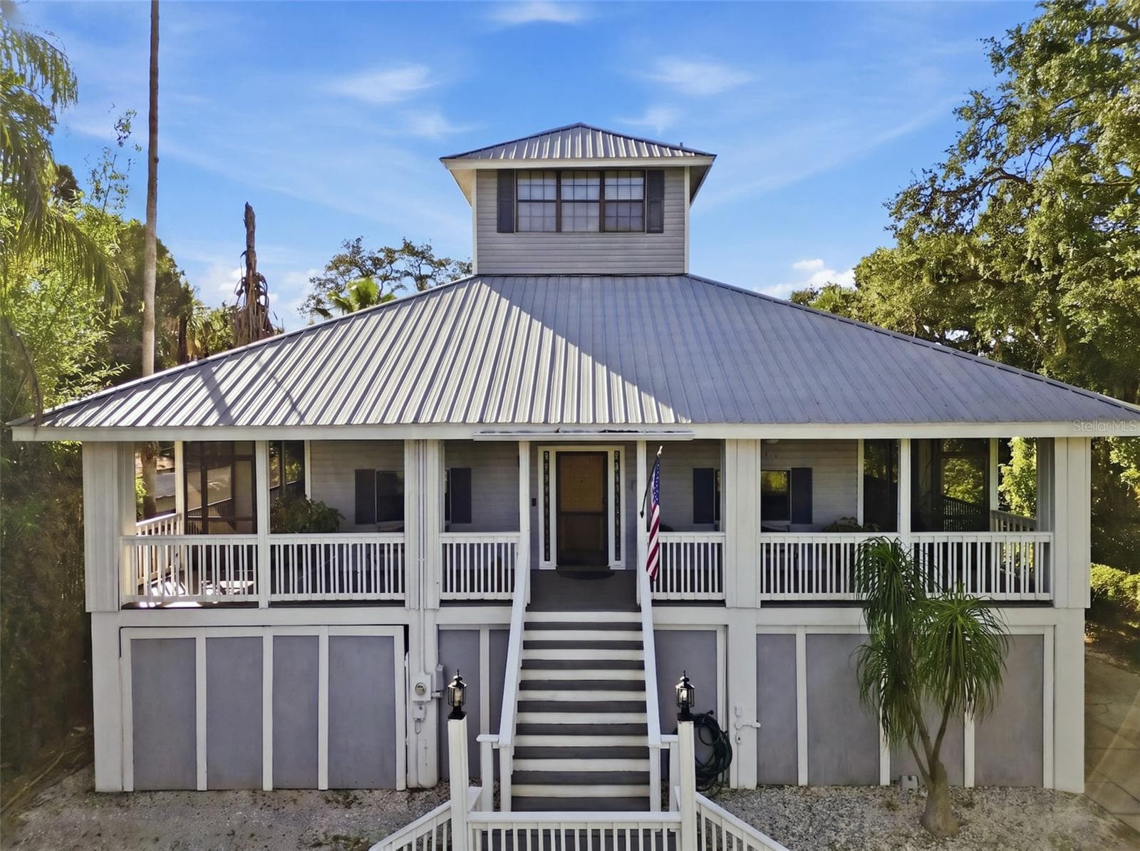 Single Family Residence at 14317 GUAVA ST, HUDSON, photo 2 of 51
