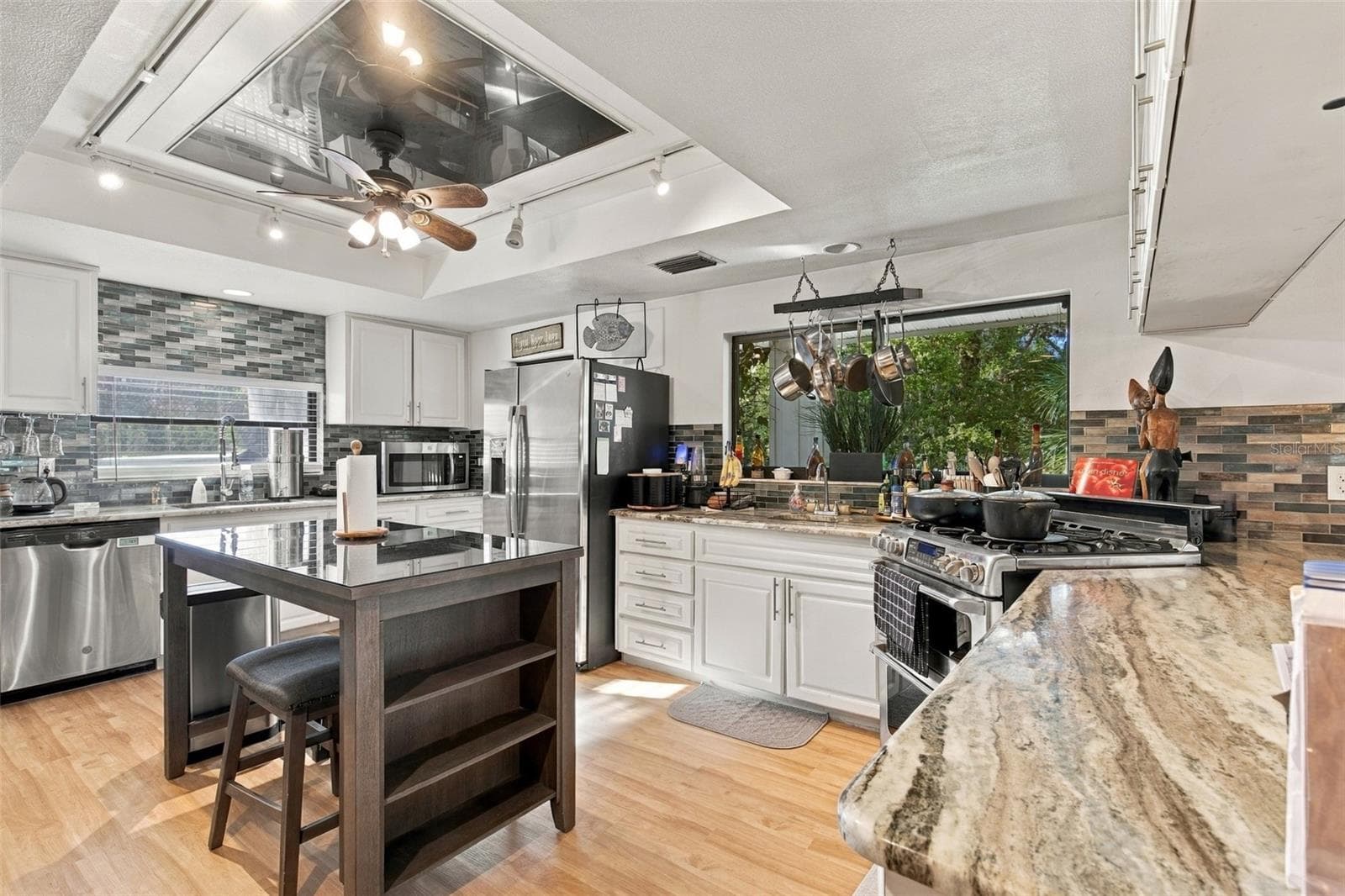 Single Family Residence at 14317 GUAVA ST, HUDSON, photo 10 of 51