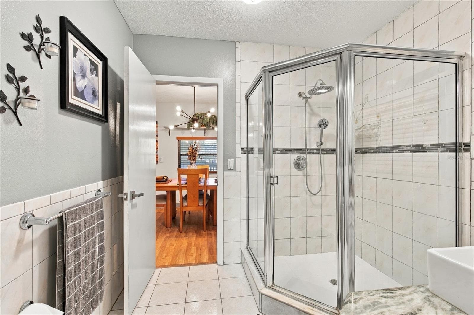 1st Floor Bathroom - 14317 GUAVA ST, HUDSON