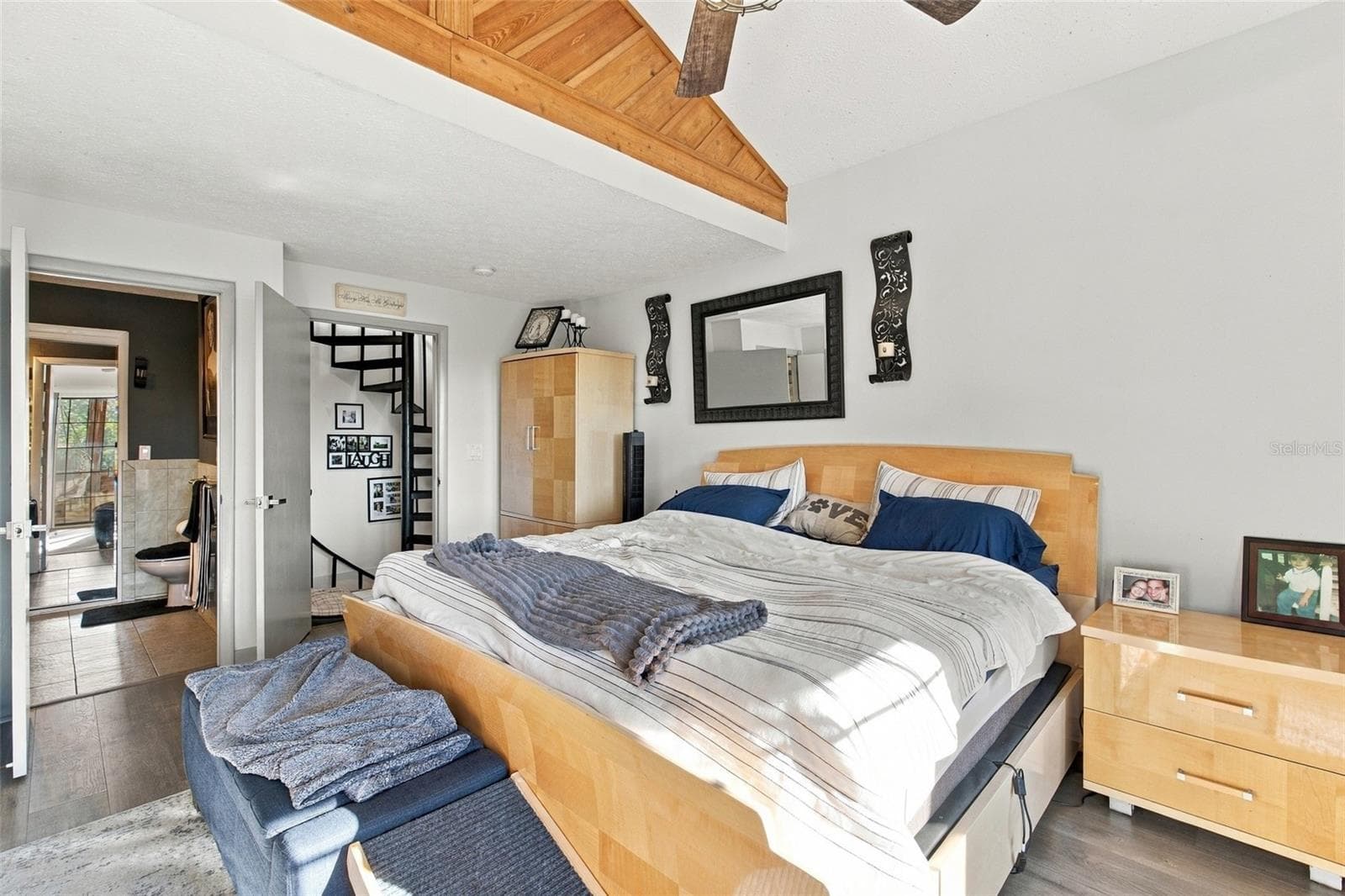 2nd Bedroom Suite - 14317 GUAVA ST, HUDSON