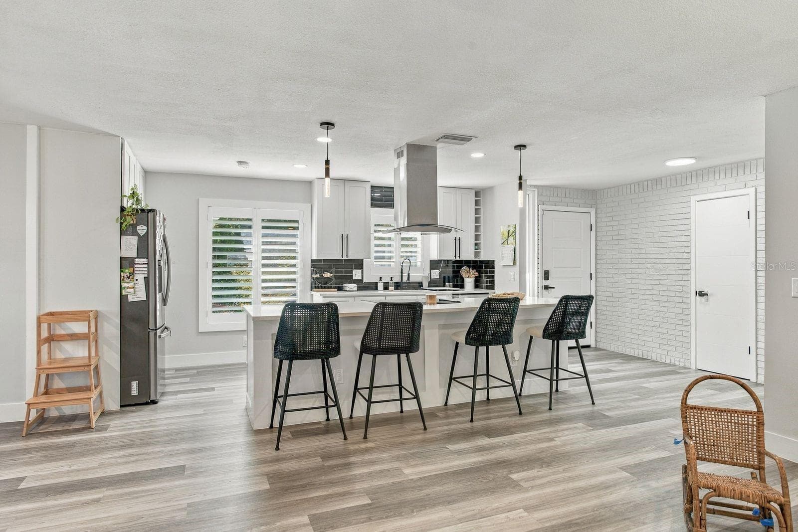Single Family Residence at 244 DUNBRIDGE DR, PALM HARBOR, photo 9 of 33