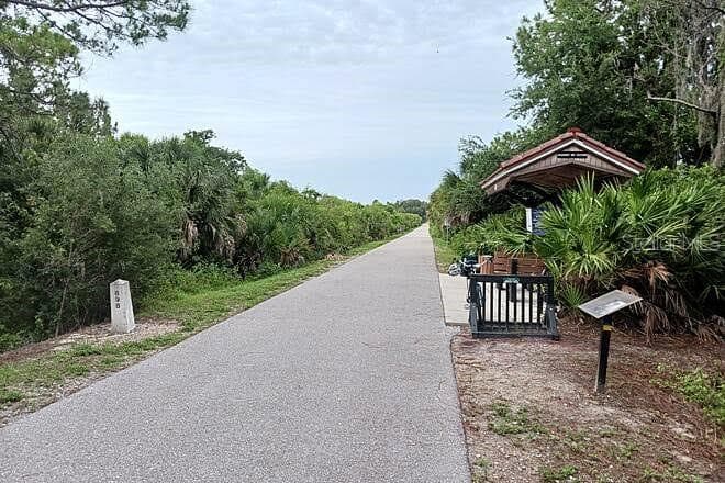 BIking & Walking trails - 5731 WOODLAND SAGE DR, SARASOTA