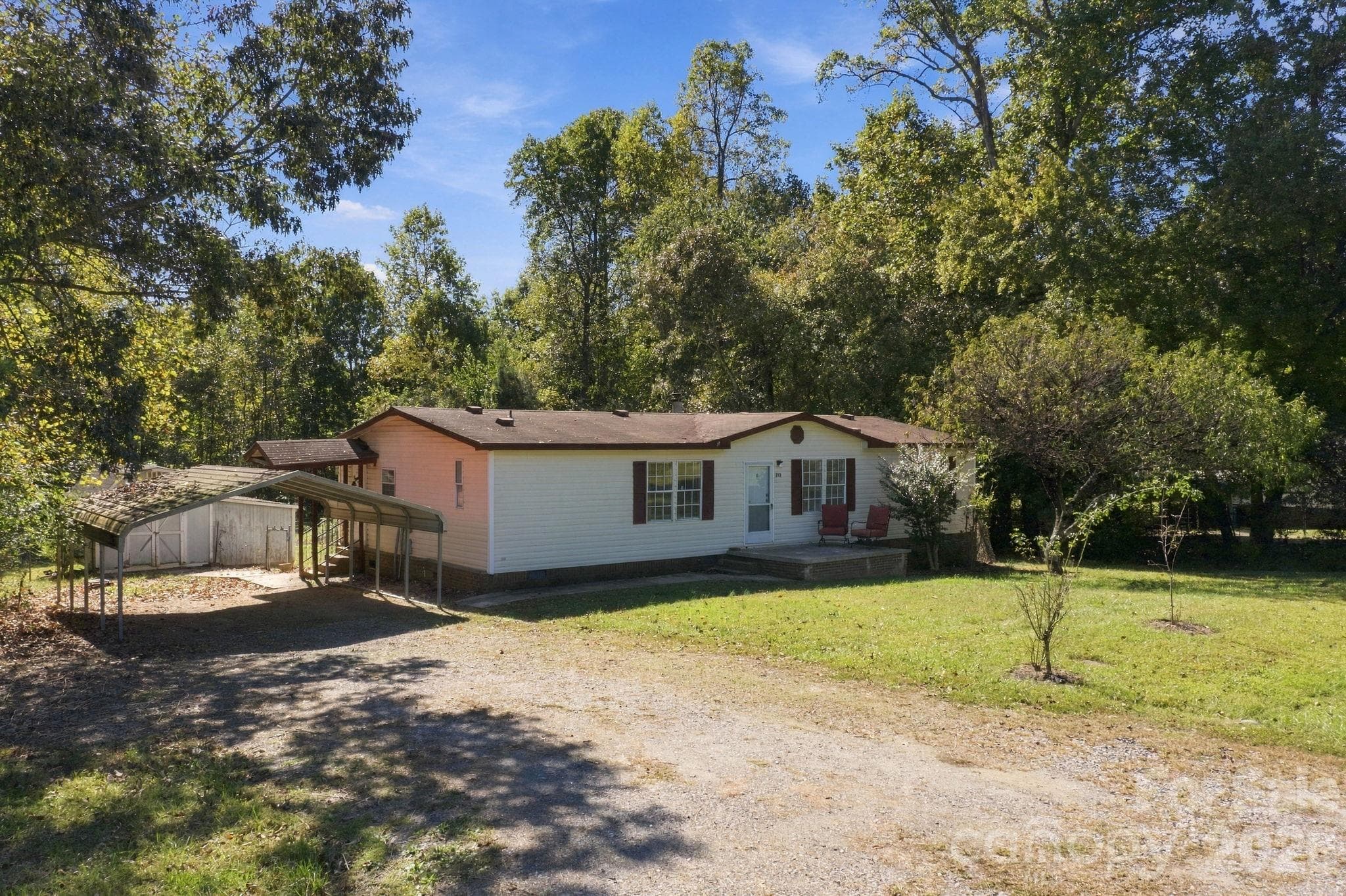 Single Family Residence at 232 Conifer Drive, Statesville, photo 3 of 35