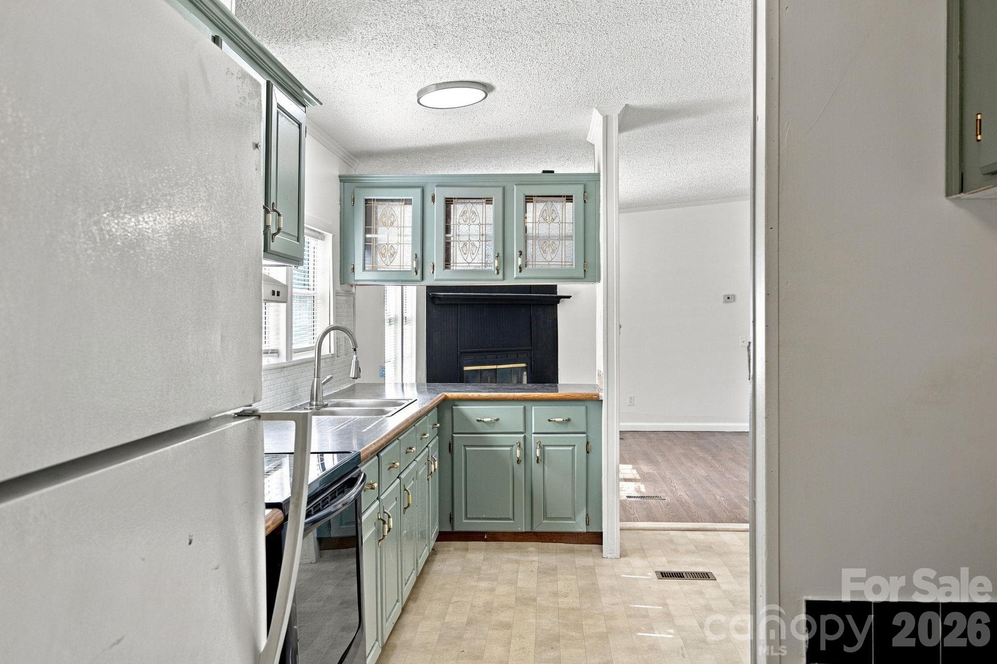 Single Family Residence at 232 Conifer Drive, Statesville, photo 13 of 35