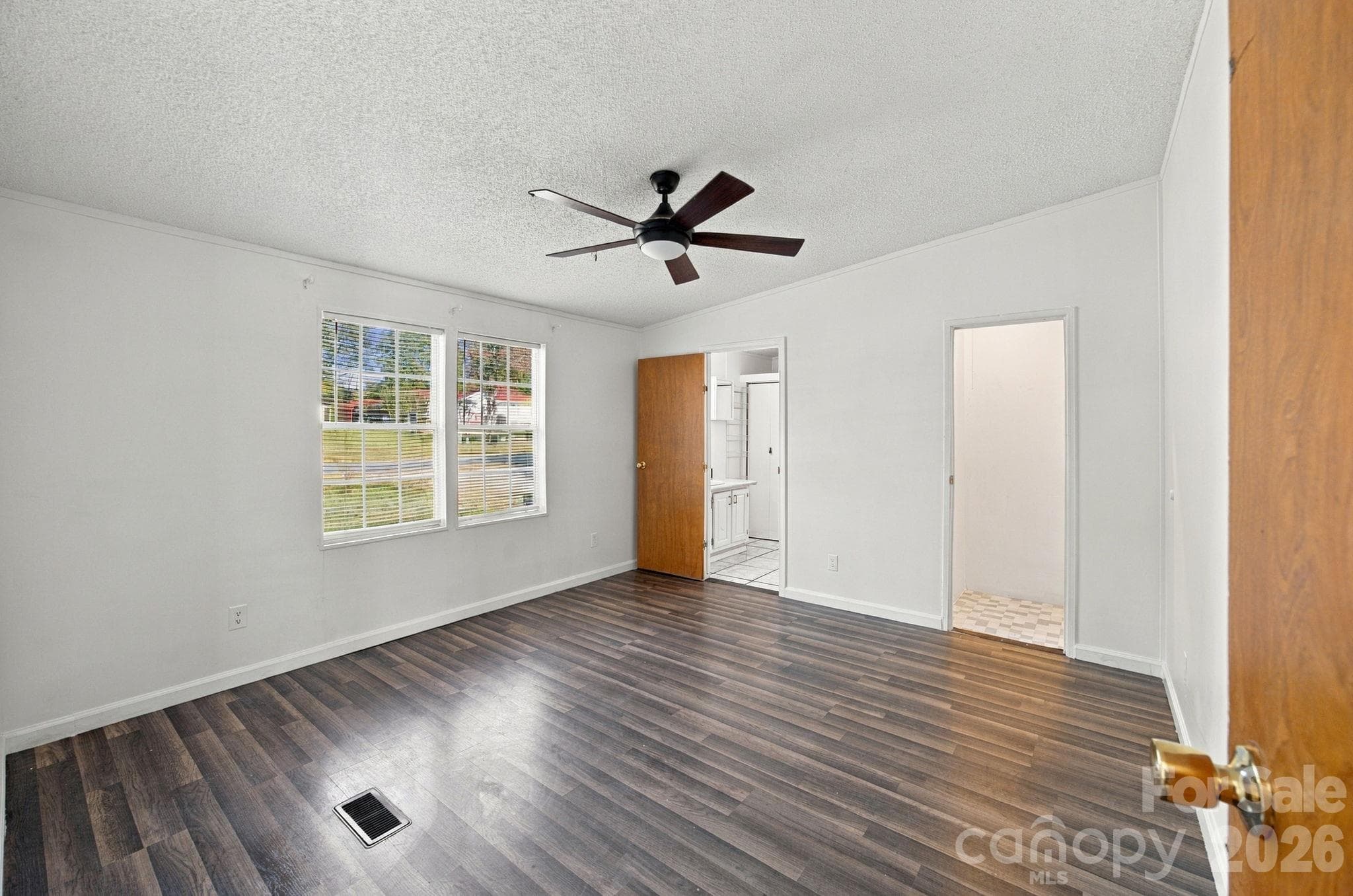 Single Family Residence at 232 Conifer Drive, Statesville, photo 16 of 35