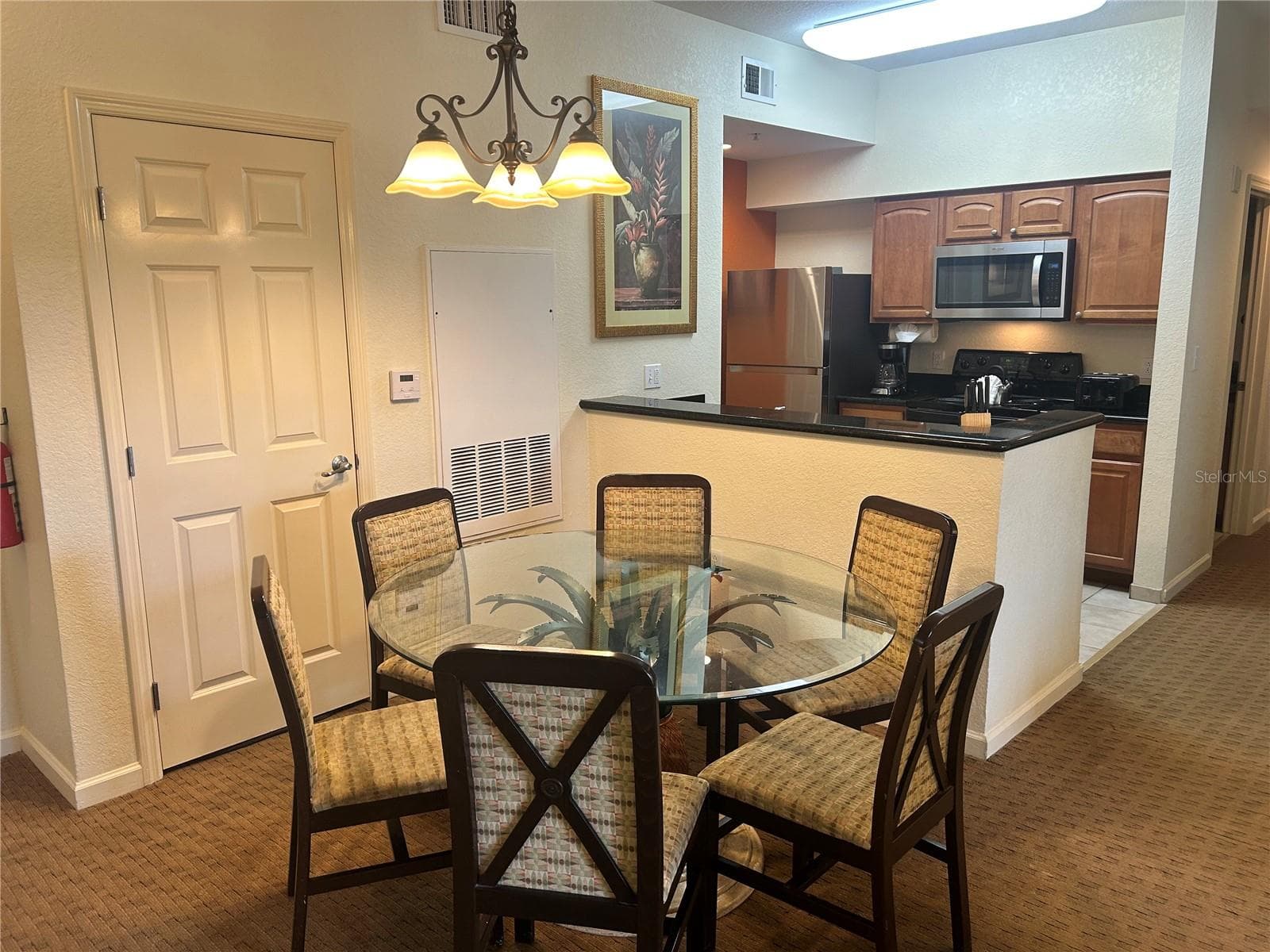 Condo - Hotel at 8100 POINCIANA BLVD #2305, ORLANDO, photo 5 of 32