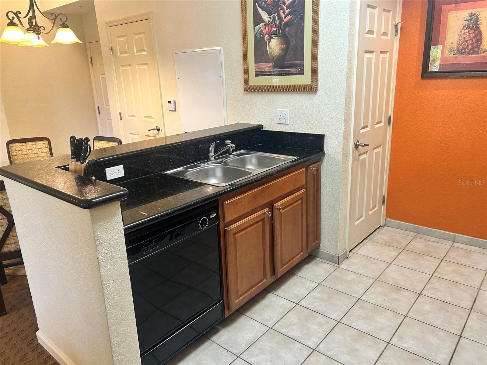 Condo - Hotel at 8100 POINCIANA BLVD #2305, ORLANDO, photo 7 of 32
