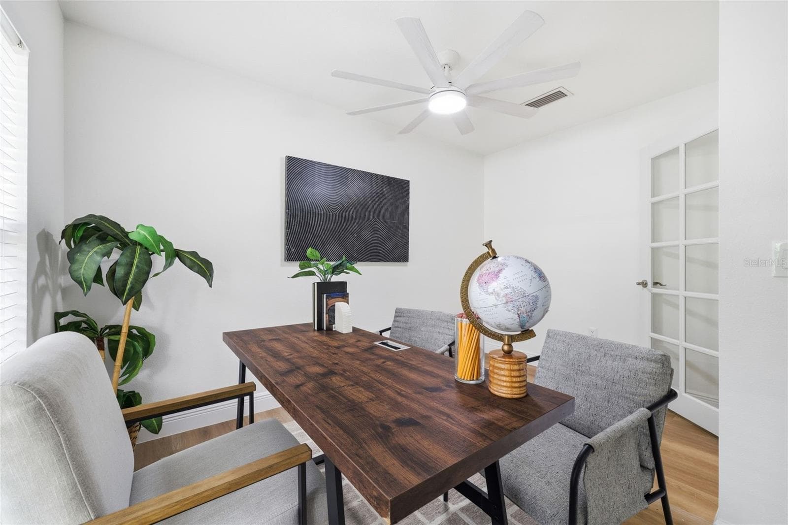 Single Family Residence at 4623 JOHN MOORE RD, BRANDON, photo 12 of 46