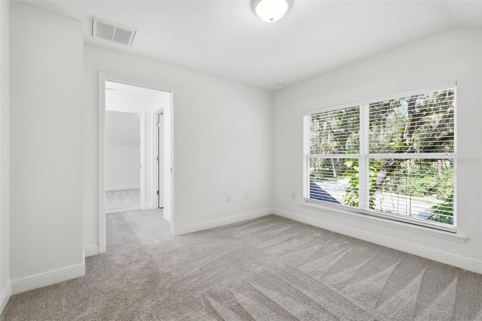 Single Family Residence at 4623 JOHN MOORE RD, BRANDON, photo 37 of 46