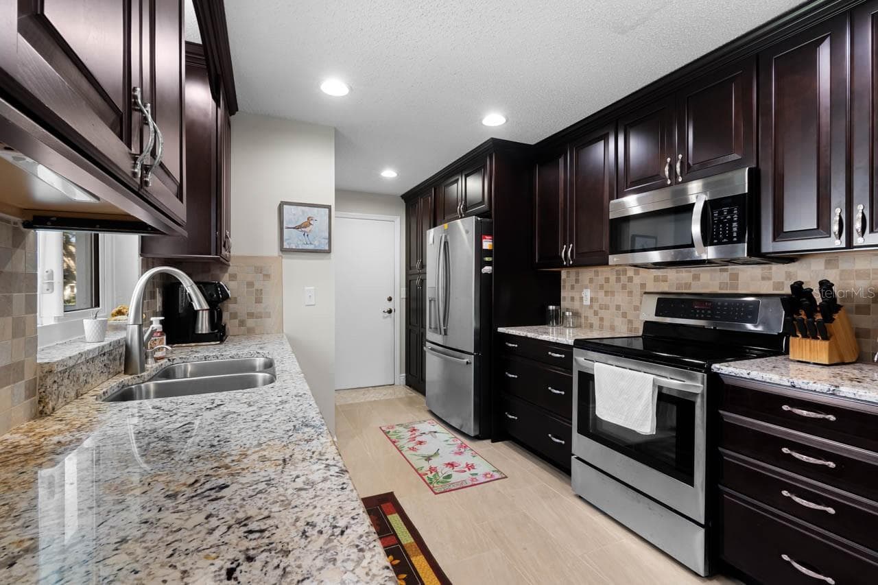 Condominium at 1122 MCDANIEL ST #1122, SUN CITY CENTER, photo 31 of 56