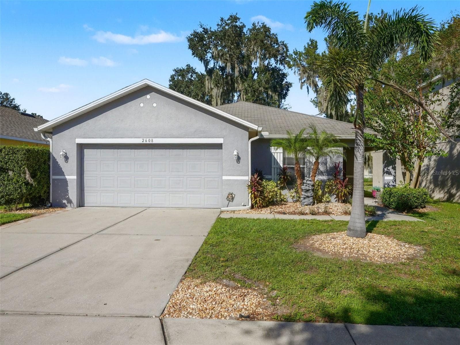 2608 WHITEWOOD RD