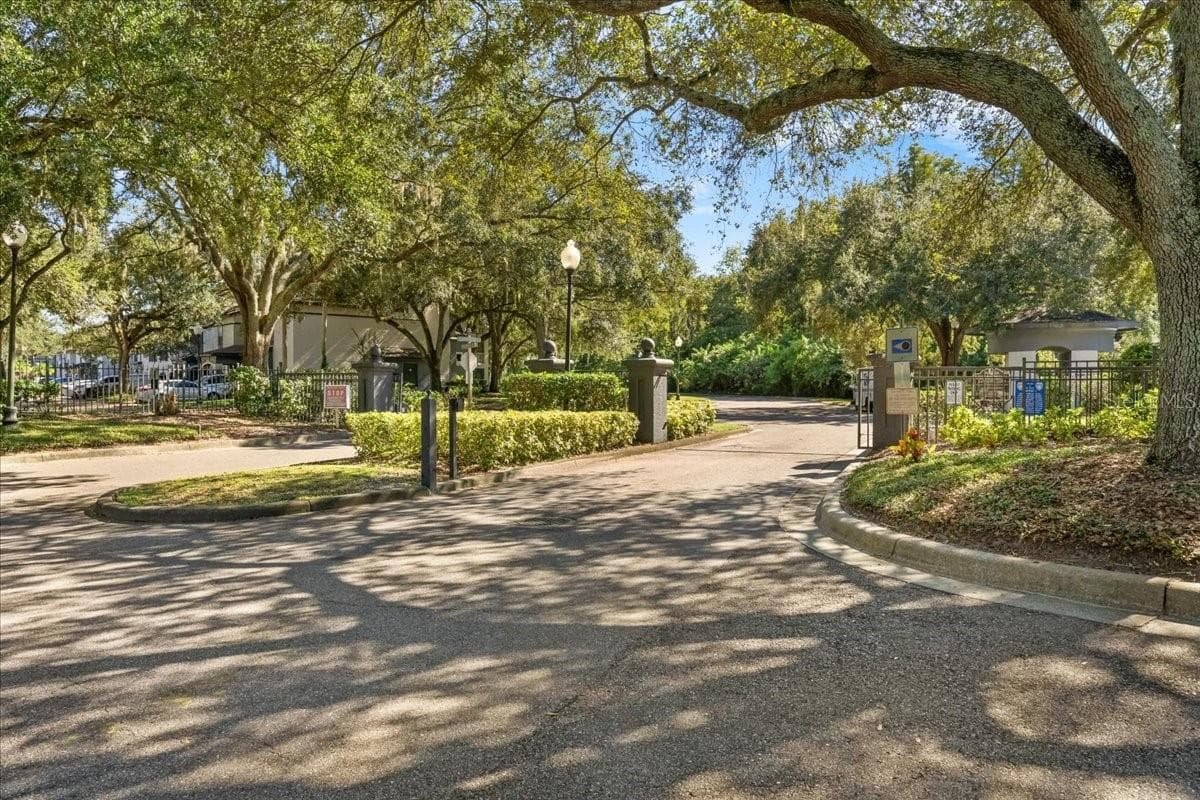 Condo - Hotel at 8519 ISLAND BREEZE LN #101, TEMPLE TERRACE, photo 5 of 10