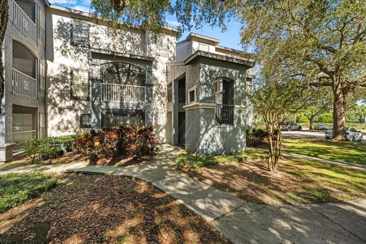 Condo - Hotel at 8519 ISLAND BREEZE LN #101, TEMPLE TERRACE, photo 9 of 10