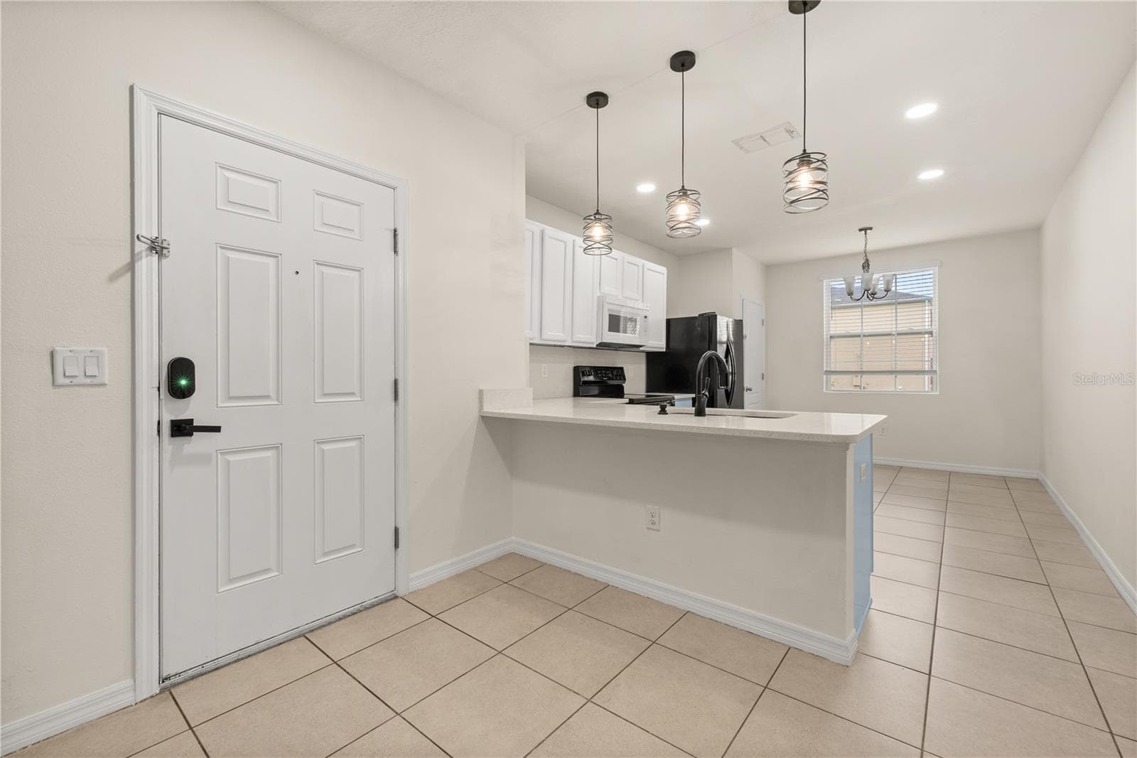 Townhouse at 475 ARBOR LAKES DR, DAVENPORT, photo 19 of 75