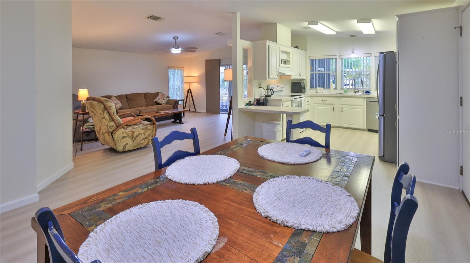 Manufactured Home at 308 OYSTER REEF CT, OAK HILL, photo 2 of 54