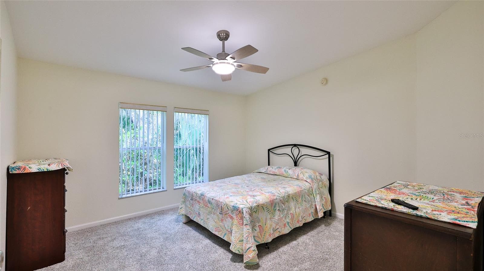 Manufactured Home at 308 OYSTER REEF CT, OAK HILL, photo 14 of 54