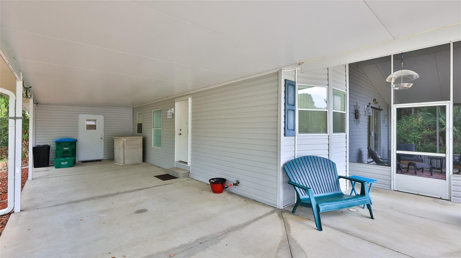 Manufactured Home at 308 OYSTER REEF CT, OAK HILL, photo 19 of 54